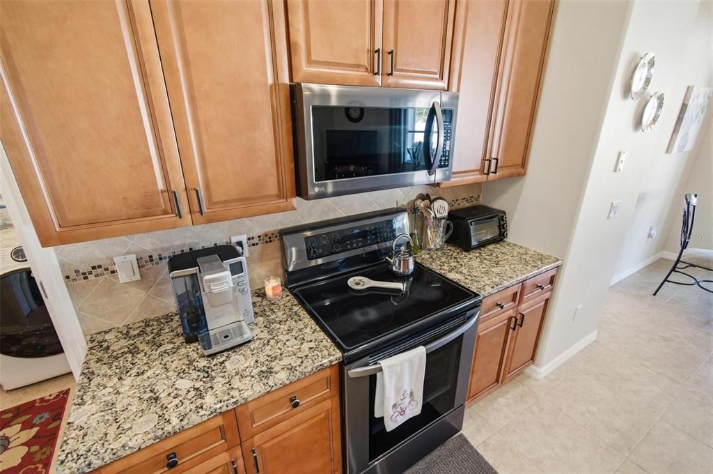 For Sale: $315,000 (3 beds, 2 baths, 1861 Square Feet)