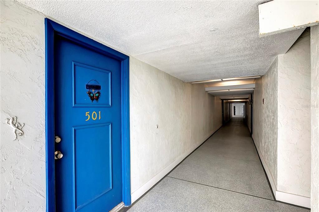 For Rent: $2,500 (2 beds, 2 baths, 1308 Square Feet)