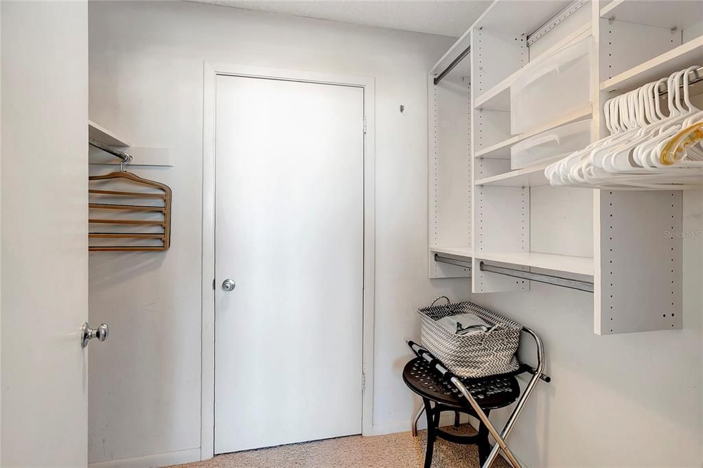 For Rent: $2,500 (2 beds, 2 baths, 1308 Square Feet)