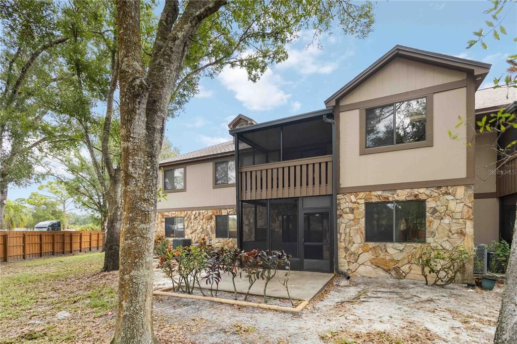 待售: $229,900 (2 贝兹, 2 浴室, 1182 平方英尺)