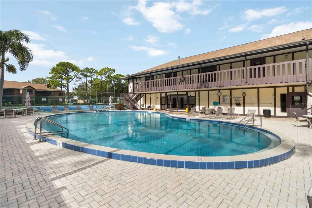 待售: $229,900 (2 贝兹, 2 浴室, 1182 平方英尺)