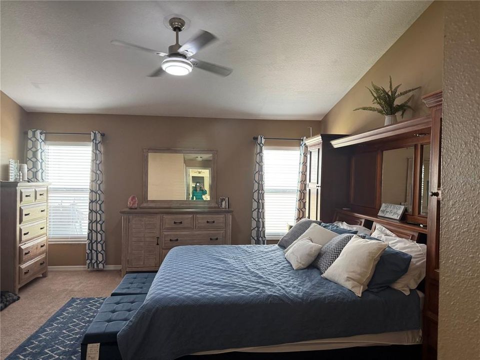For Sale: $460,000 (4 beds, 3 baths, 2717 Square Feet)