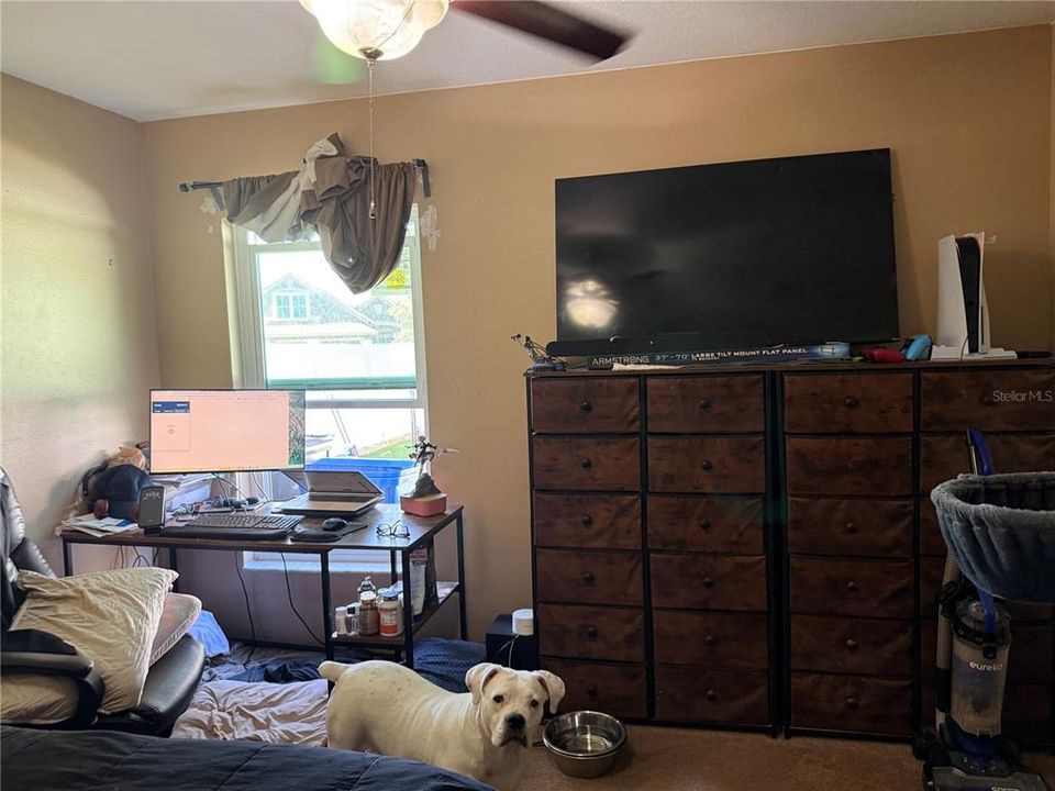 For Sale: $460,000 (4 beds, 3 baths, 2717 Square Feet)