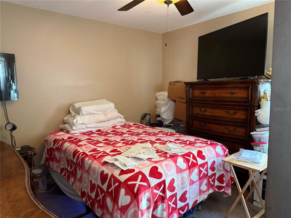 For Sale: $460,000 (4 beds, 3 baths, 2717 Square Feet)