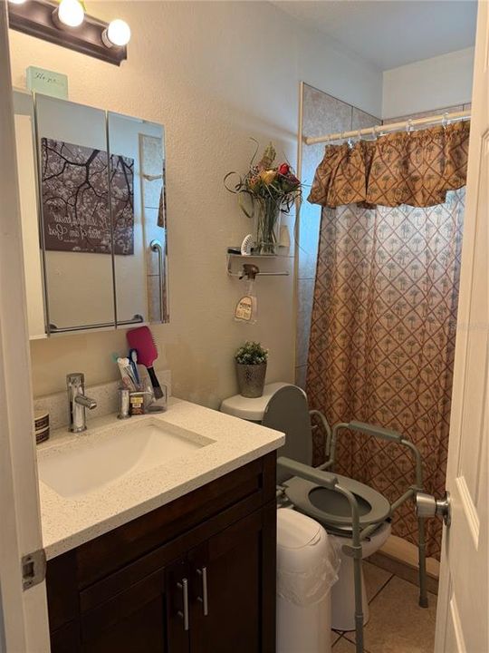 For Sale: $460,000 (4 beds, 3 baths, 2717 Square Feet)