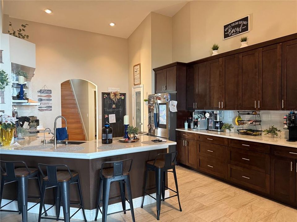 For Sale: $460,000 (4 beds, 3 baths, 2717 Square Feet)