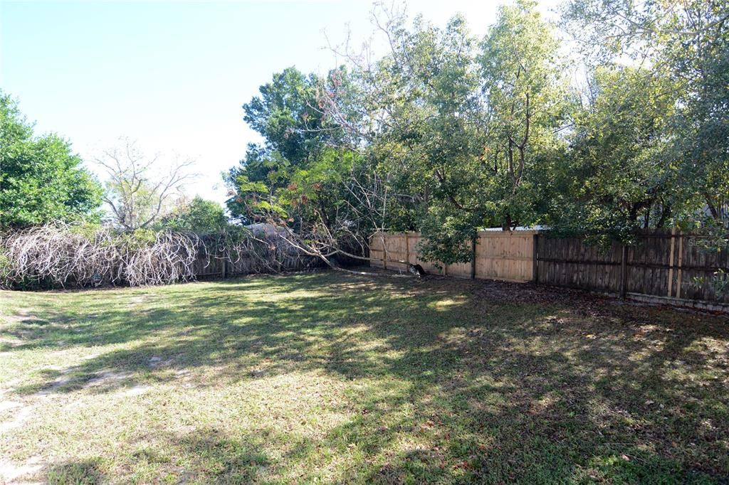 For Sale: $285,000 (3 beds, 2 baths, 1504 Square Feet)