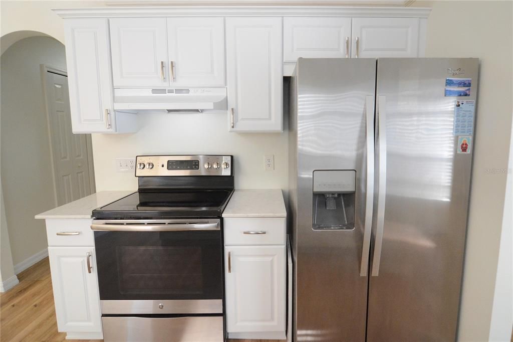 For Sale: $285,000 (3 beds, 2 baths, 1504 Square Feet)