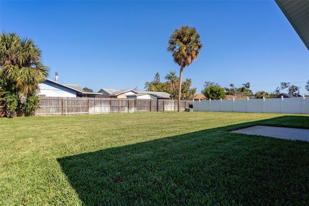 For Sale: $549,900 (3 beds, 2 baths, 1872 Square Feet)