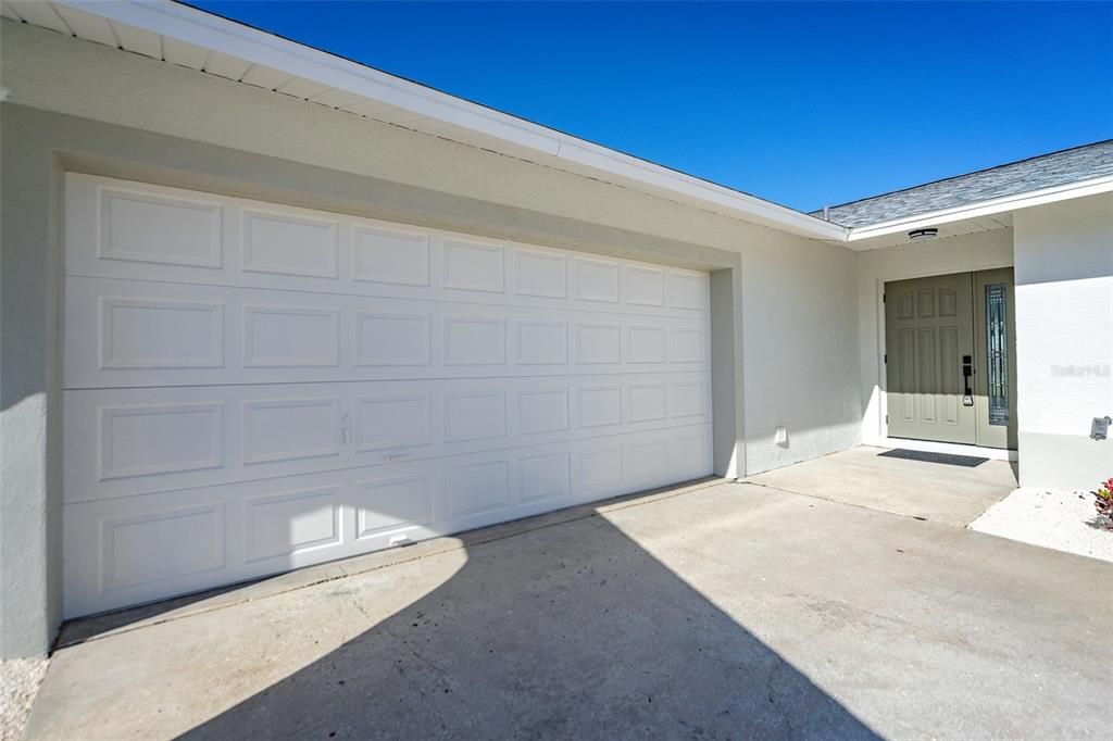 For Sale: $549,900 (3 beds, 2 baths, 1872 Square Feet)