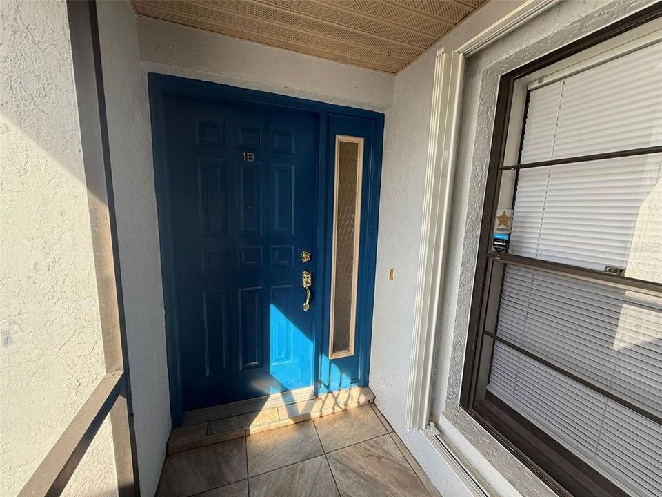 For Rent: $1,850 (2 beds, 2 baths, 1289 Square Feet)