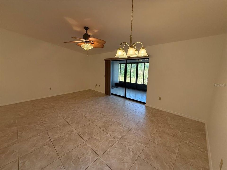 For Rent: $1,850 (2 beds, 2 baths, 1289 Square Feet)