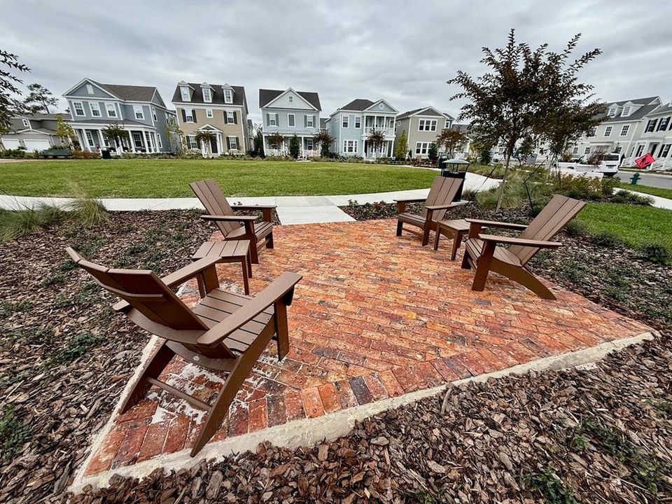 For Rent: $5,900 (4 beds, 2 baths, 2615 Square Feet)