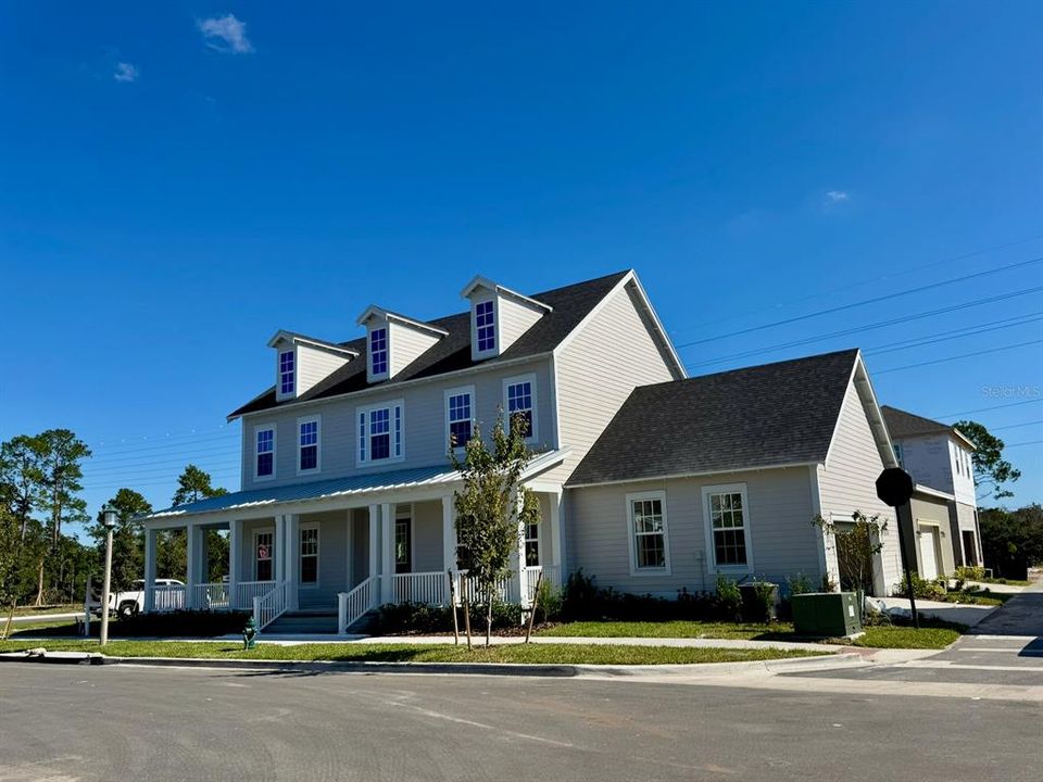 For Rent: $5,900 (4 beds, 2 baths, 2615 Square Feet)