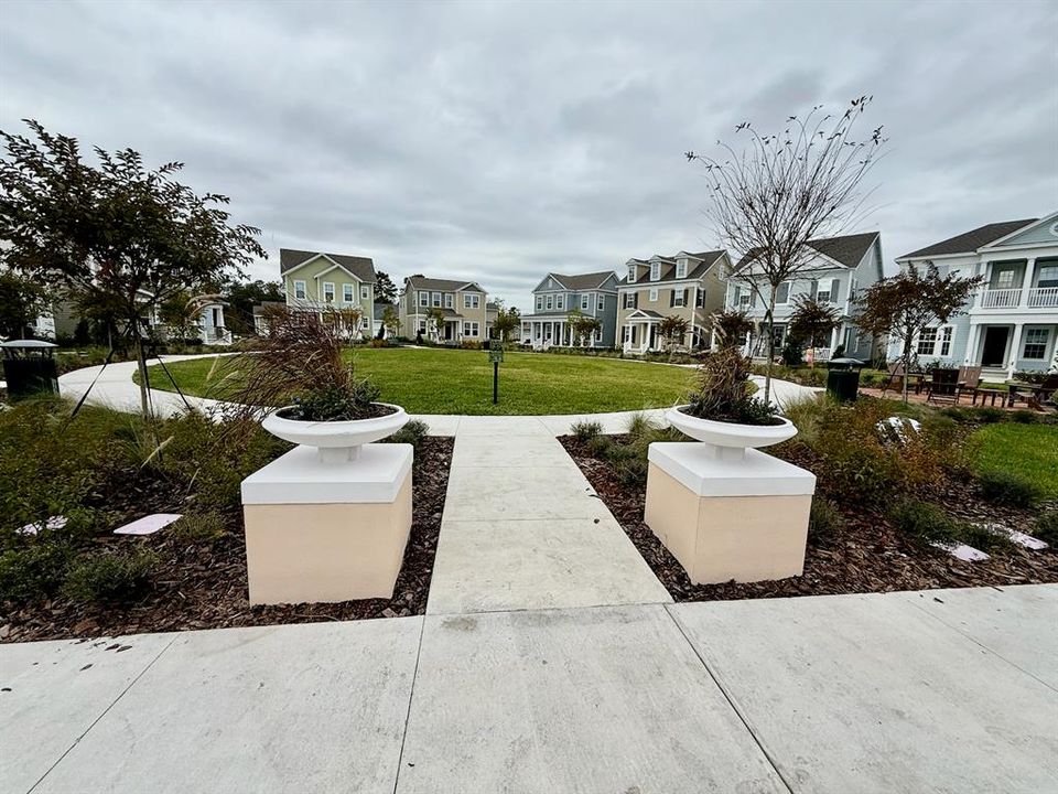 For Rent: $5,900 (4 beds, 2 baths, 2615 Square Feet)