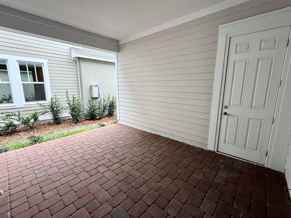 For Rent: $5,900 (4 beds, 2 baths, 2615 Square Feet)