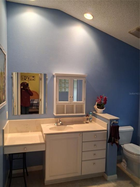 待售: $540,000 (3 贝兹, 2 浴室, 2260 平方英尺)