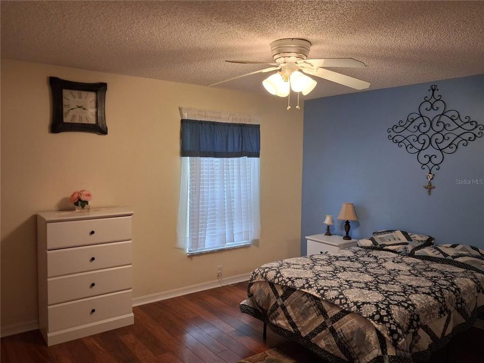 待售: $540,000 (3 贝兹, 2 浴室, 2260 平方英尺)