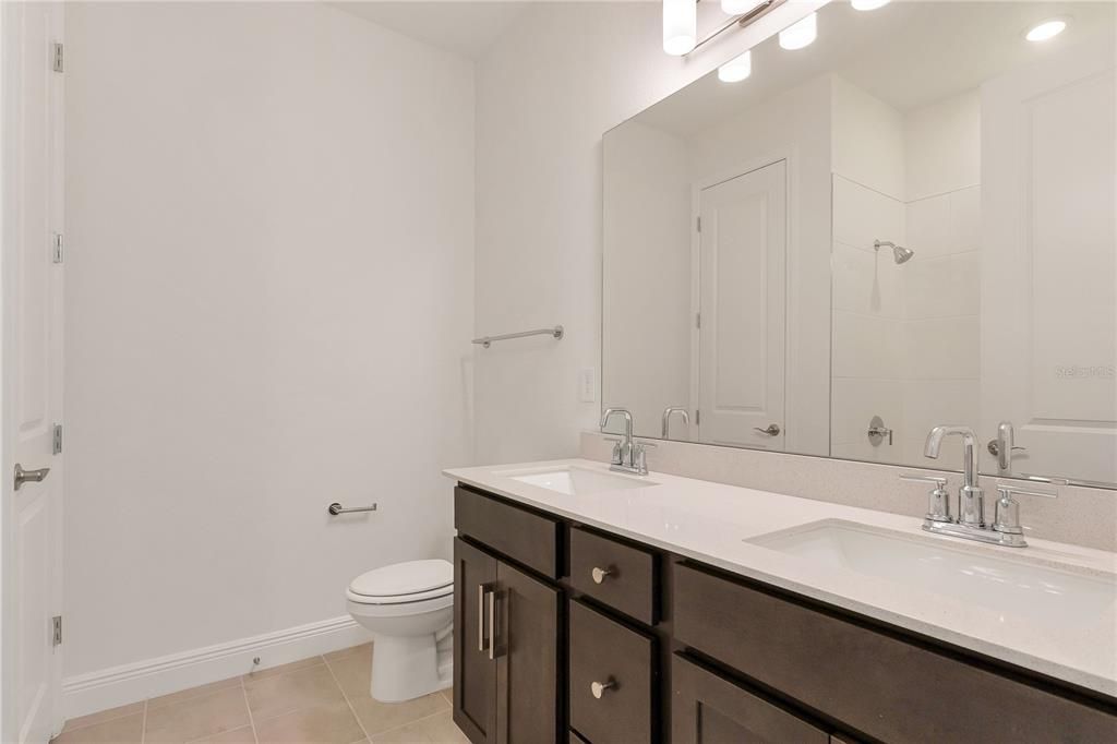 For Rent: $2,400 (4 beds, 3 baths, 2190 Square Feet)