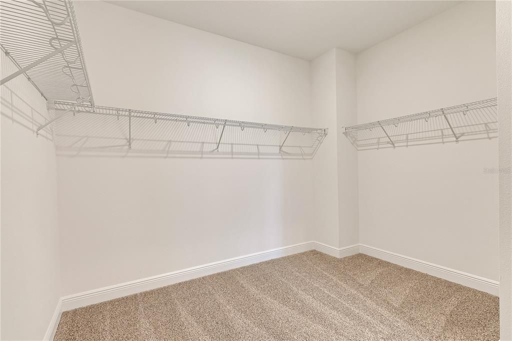 For Rent: $2,400 (4 beds, 3 baths, 2190 Square Feet)