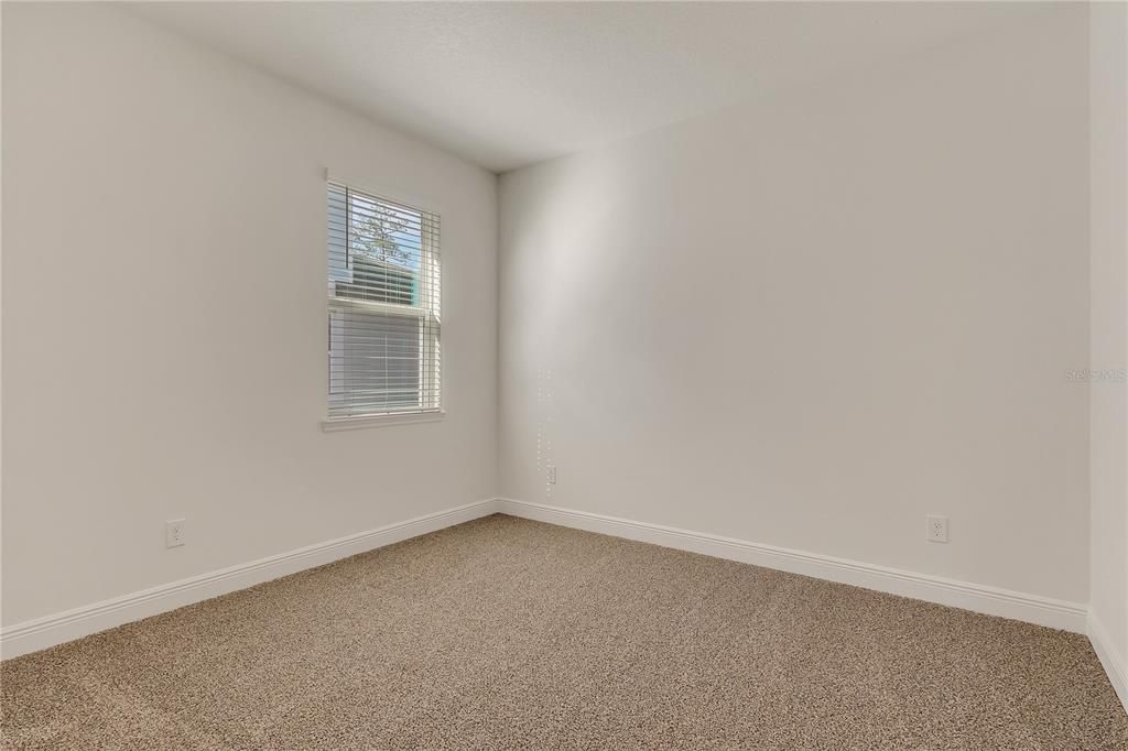 For Rent: $2,400 (4 beds, 3 baths, 2190 Square Feet)