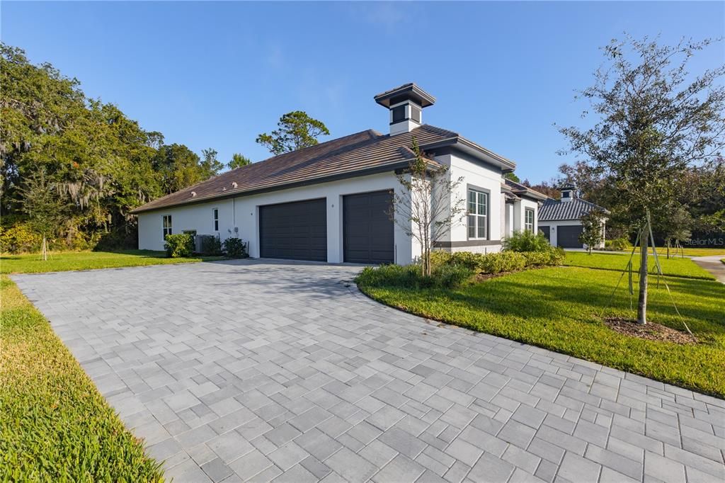 En Venta: $1,075,000 (4 camas, 3 baños, 2376 Pies cuadrados)