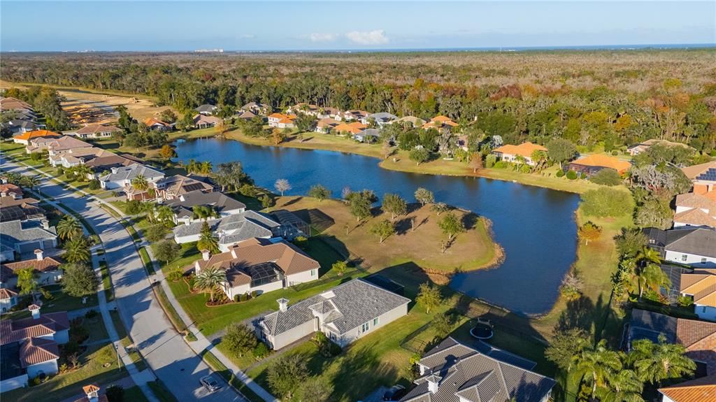 En Venta: $1,075,000 (4 camas, 3 baños, 2376 Pies cuadrados)