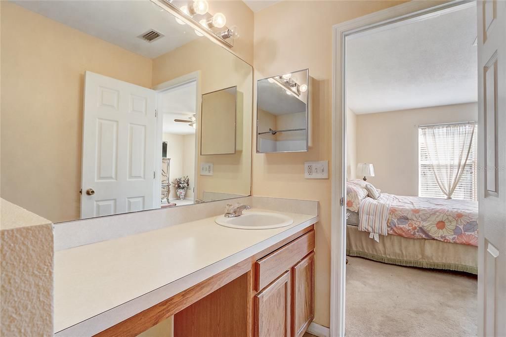 待售: $280,000 (3 贝兹, 2 浴室, 1880 平方英尺)