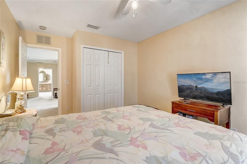 待售: $280,000 (3 贝兹, 2 浴室, 1880 平方英尺)