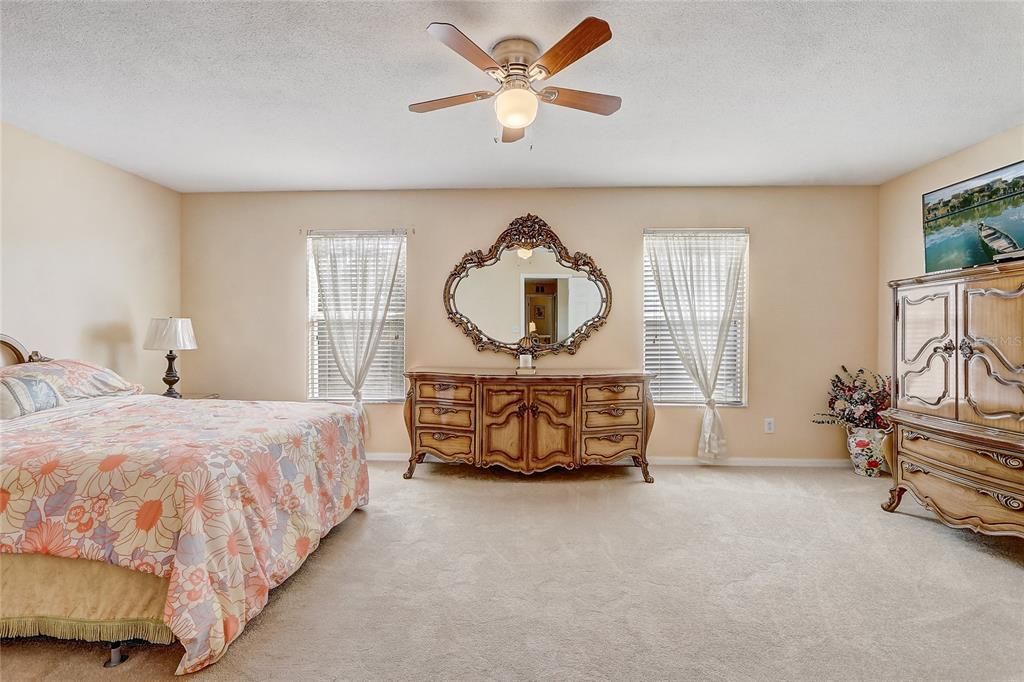 待售: $280,000 (3 贝兹, 2 浴室, 1880 平方英尺)