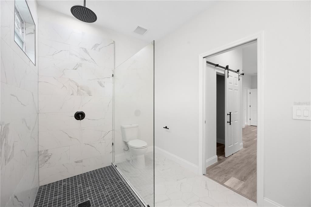 For Sale: $385,000 (4 beds, 3 baths, 1681 Square Feet)