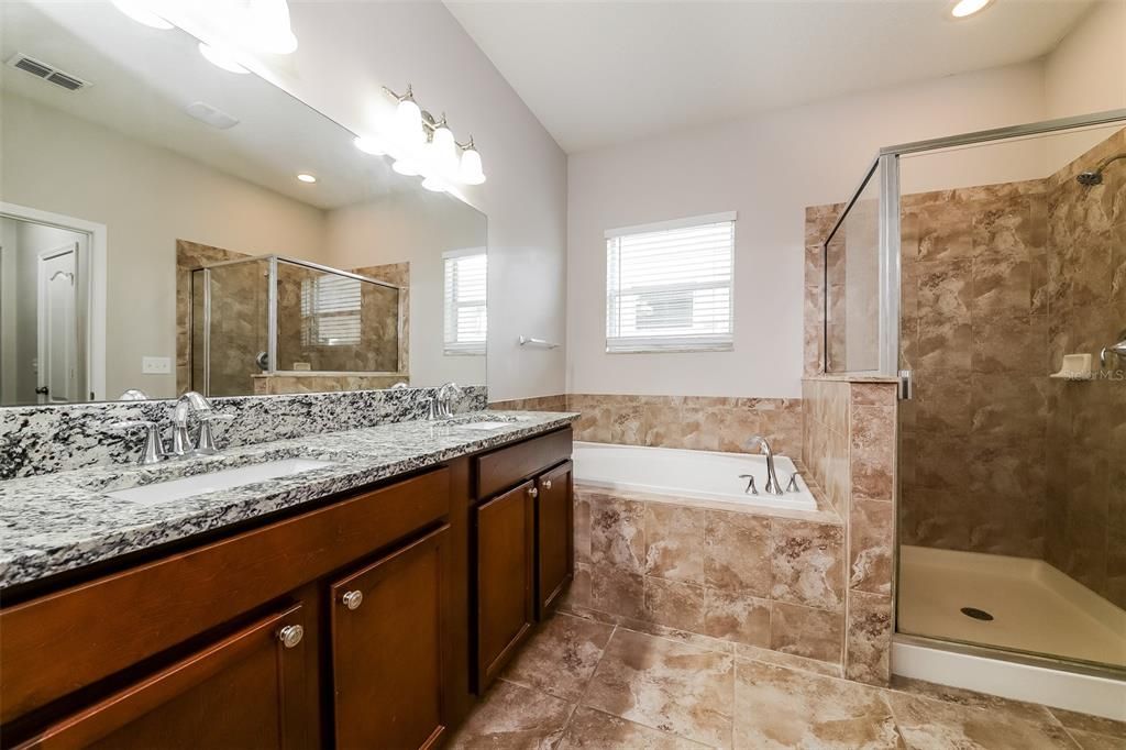 For Sale: $350,000 (3 beds, 2 baths, 1690 Square Feet)