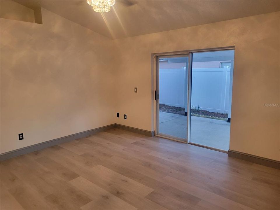 待售: $349,900 (3 贝兹, 2 浴室, 1144 平方英尺)