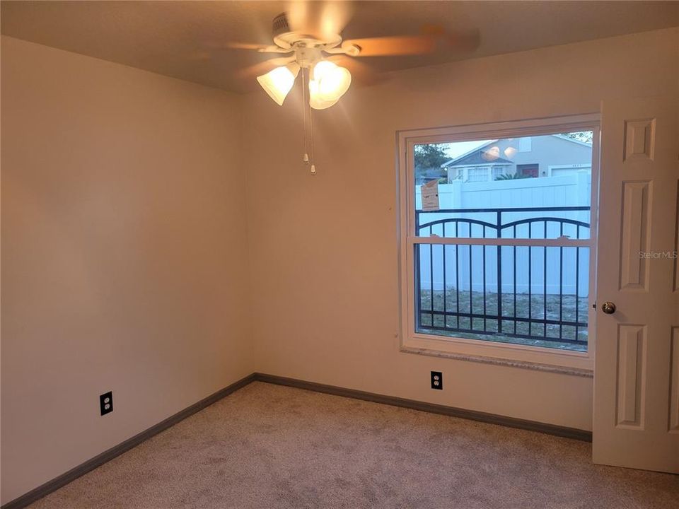 待售: $349,900 (3 贝兹, 2 浴室, 1144 平方英尺)