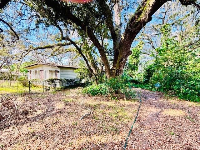 For Sale: $159,900 (3 beds, 2 baths, 1464 Square Feet)