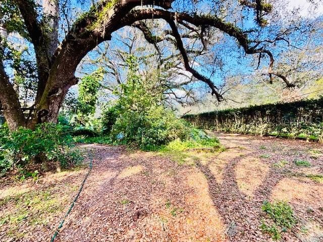 For Sale: $159,900 (3 beds, 2 baths, 1464 Square Feet)