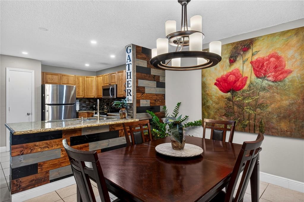 На продажу: $514,999 (3 спален, 2 ванн, 1734 Квадратных фут)