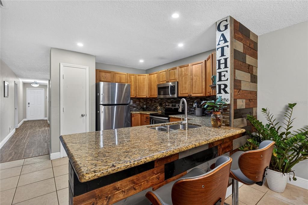 На продажу: $514,999 (3 спален, 2 ванн, 1734 Квадратных фут)