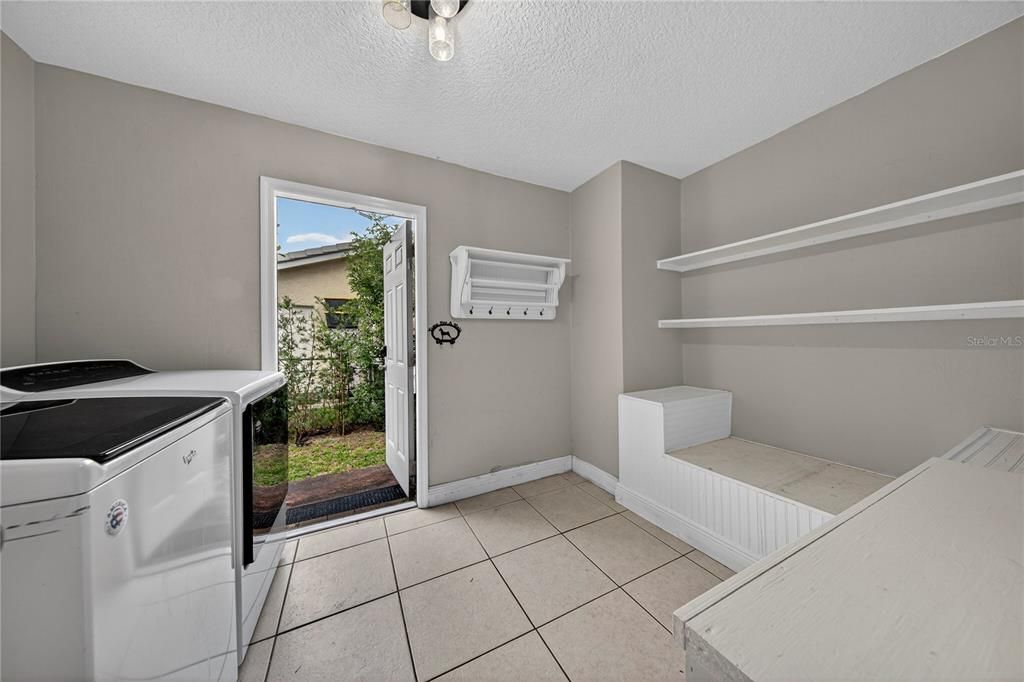 На продажу: $514,999 (3 спален, 2 ванн, 1734 Квадратных фут)