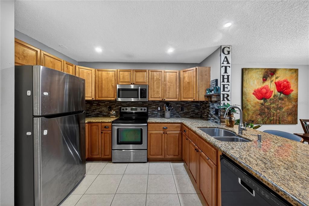 На продажу: $514,999 (3 спален, 2 ванн, 1734 Квадратных фут)