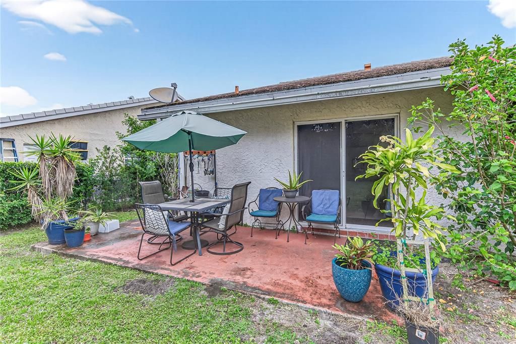 На продажу: $514,999 (3 спален, 2 ванн, 1734 Квадратных фут)