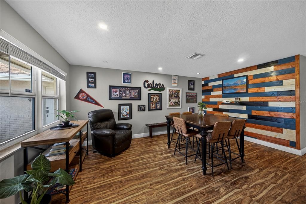 На продажу: $514,999 (3 спален, 2 ванн, 1734 Квадратных фут)