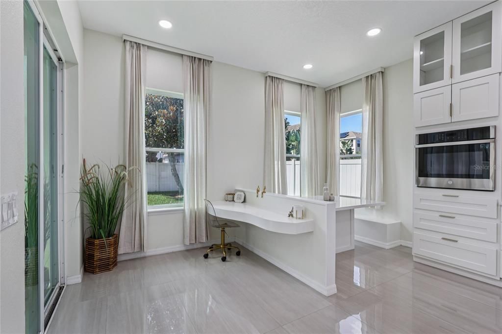 出租: $6,500 (5 贝兹, 4 浴室, 3892 平方英尺)