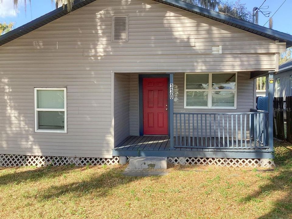 For Sale: $149,900 (3 beds, 1 baths, 838 Square Feet)