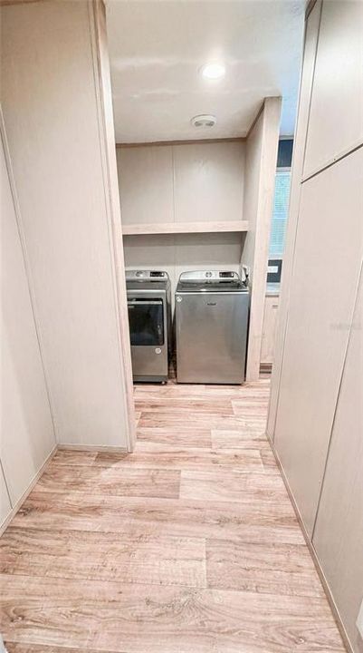 For Sale: $230,000 (3 beds, 2 baths, 1216 Square Feet)