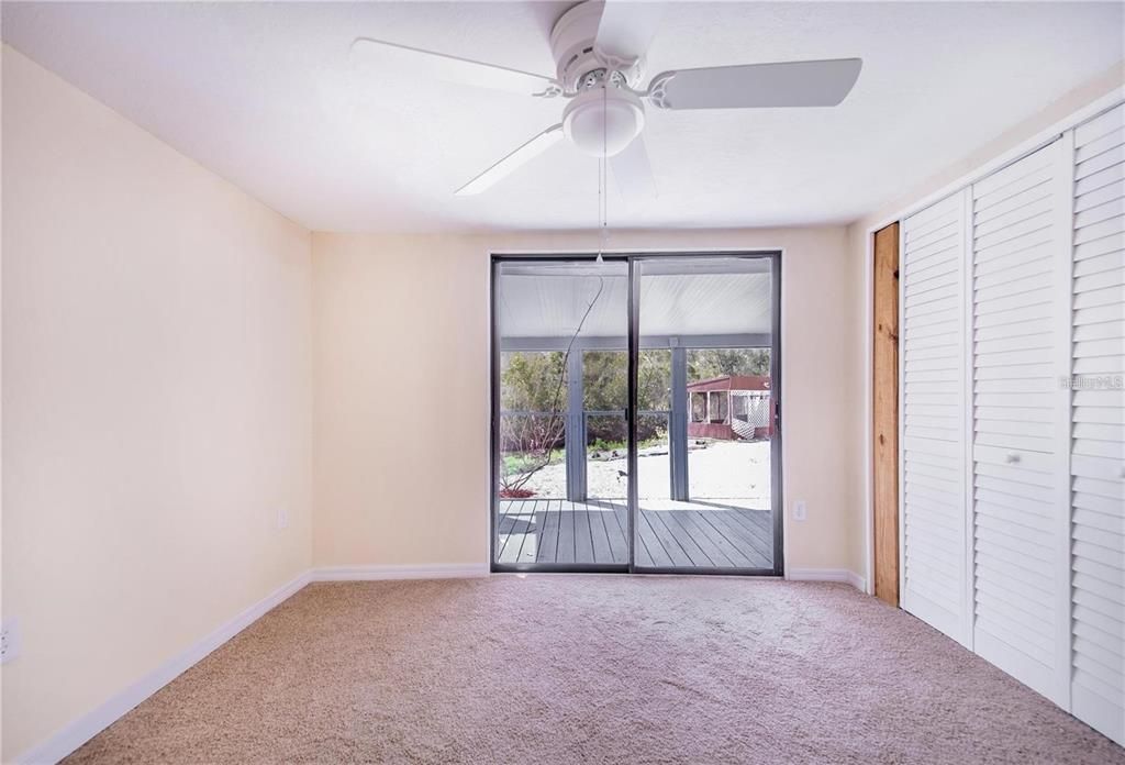 待售: $150,000 (2 贝兹, 2 浴室, 924 平方英尺)