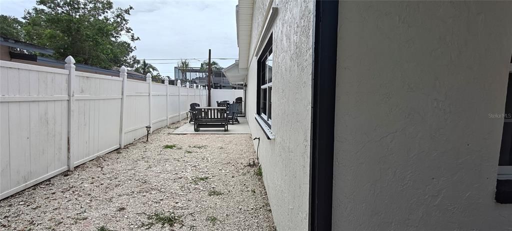 For Rent: $4,500 (4 beds, 2 baths, 1888 Square Feet)