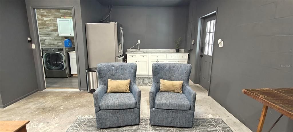 For Rent: $4,500 (4 beds, 2 baths, 1888 Square Feet)