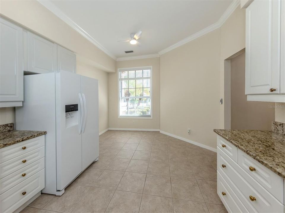 В аренду: $2,100 (3 спален, 2 ванн, 1559 Квадратных фут)