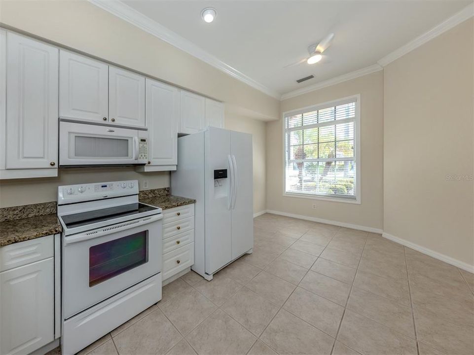 В аренду: $2,100 (3 спален, 2 ванн, 1559 Квадратных фут)